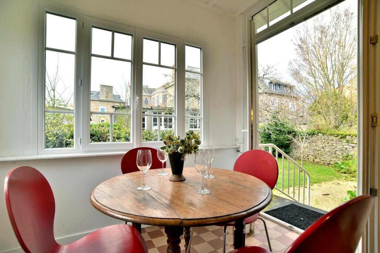 La Brise Cancalaise - Maison Typique Avec Vue Mer Cancale Eksteriør billede